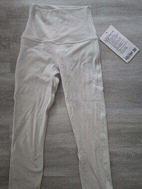 NWT Lululemon Align High-Rise Crop 23", Size 0, Bone Color